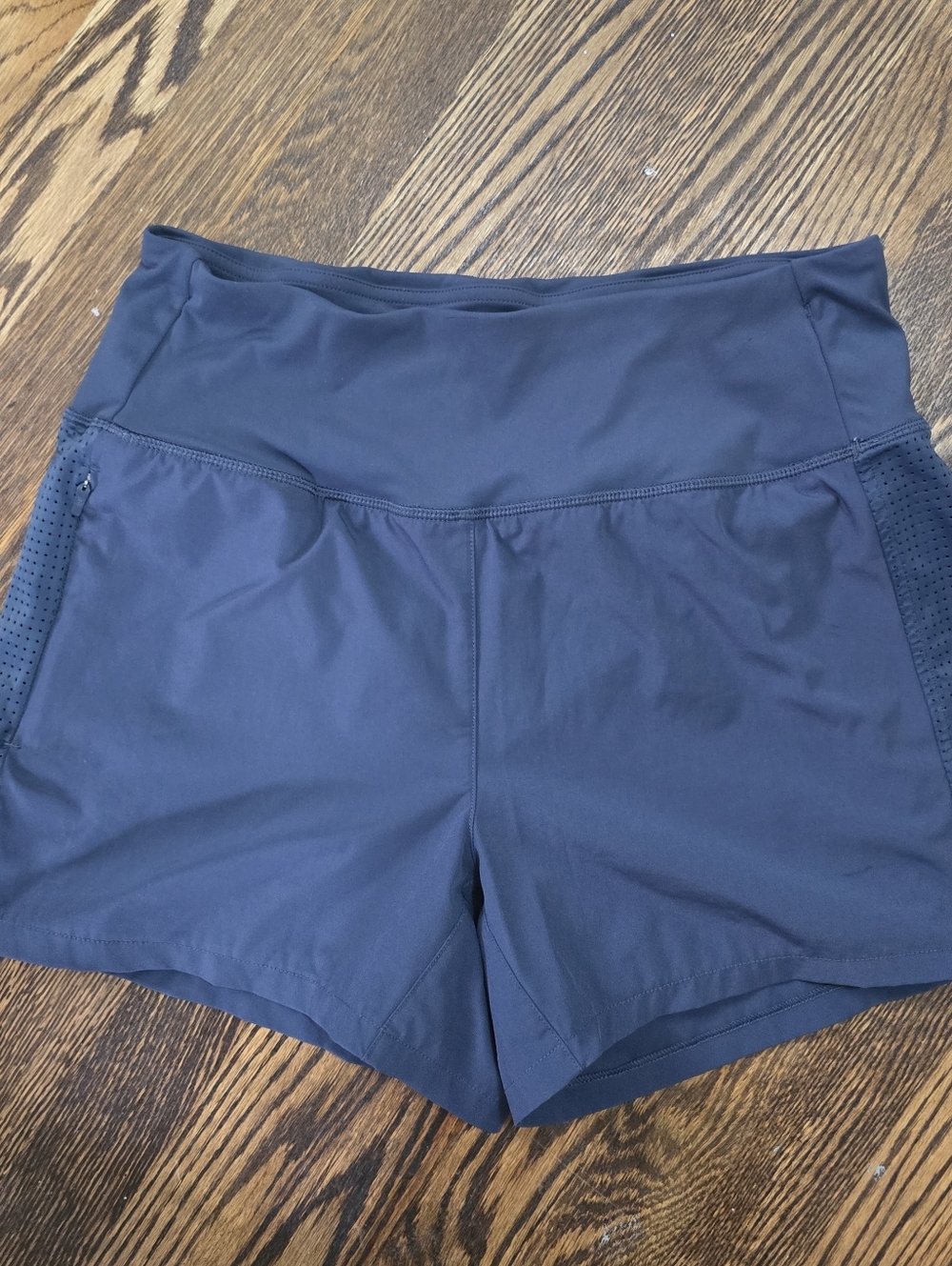 CRZ Yoga Athletic Shorts Women’s Medium (8–10) | Lululemon Style